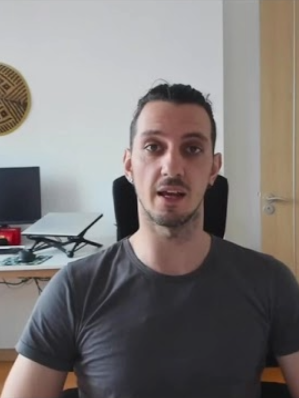 Video testimonial preview 4